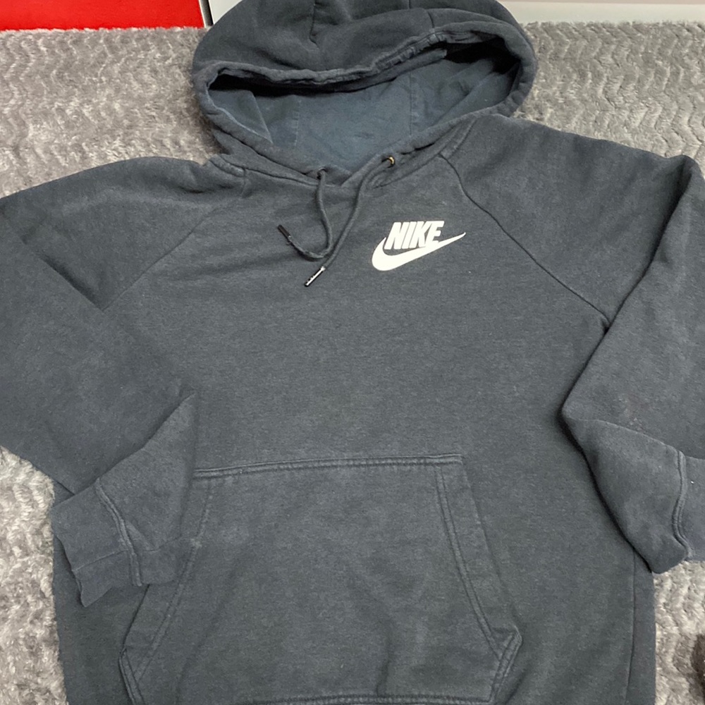 Nike long sleeve hoodie size extra small black with white logo kangaroo pocket